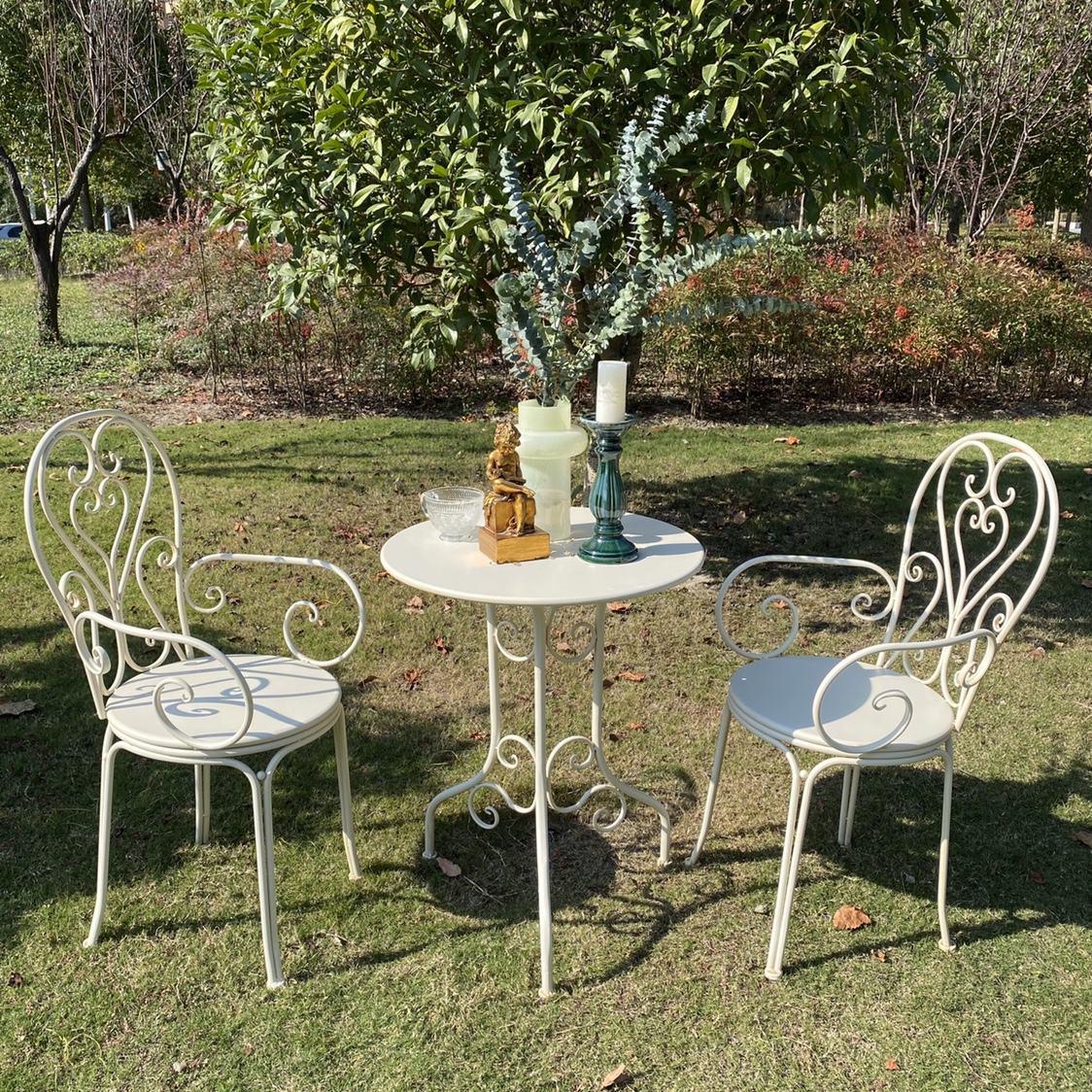 法式乡村铁艺做旧户外桌椅套件白色绿色花园庭院阳台客厅圆桌椅子