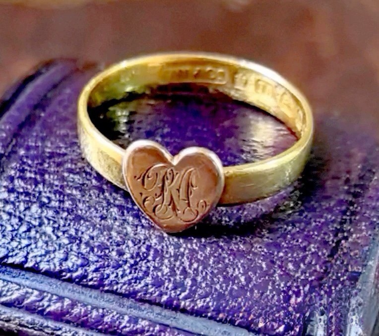 ｛浪漫的心｝英国古董18K纯金戒指完美全金标