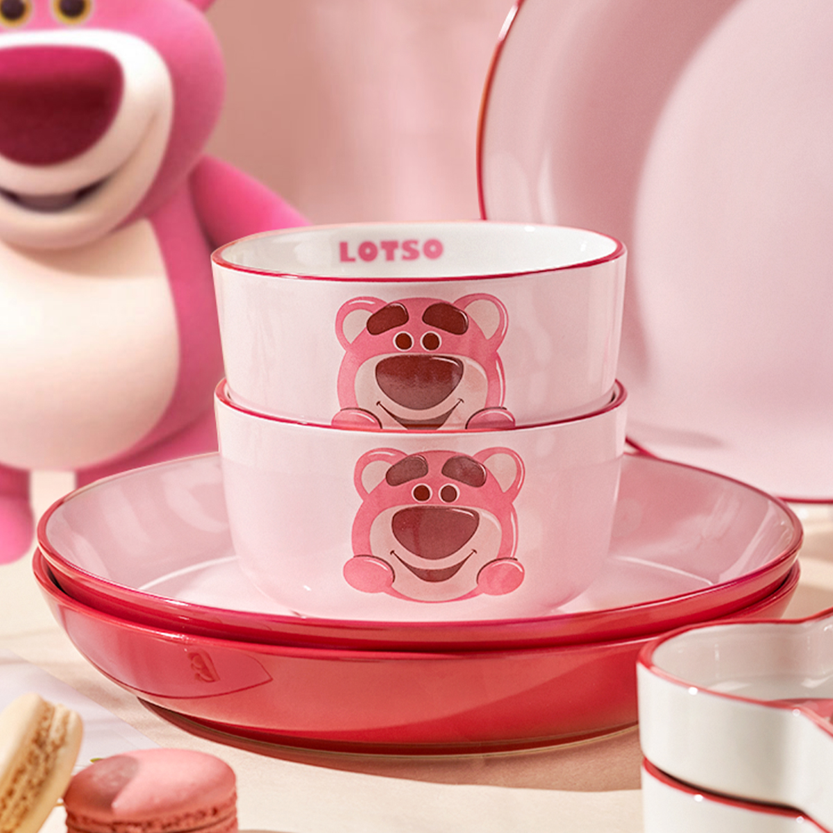 迪士尼草莓熊餐具可爱陶瓷米饭碗家用儿童碗卡通网红面碗汤碗盘子