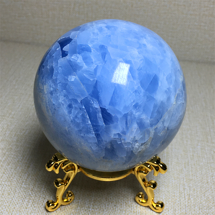 天然蓝晶石球原石打磨蓝色水晶天青石原矿标本家居桌面装饰品摆件