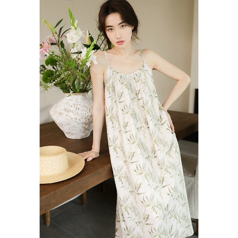 APOZi 完美假期系列复古小众竹叶印花国风吊带优雅显瘦一字领长裙