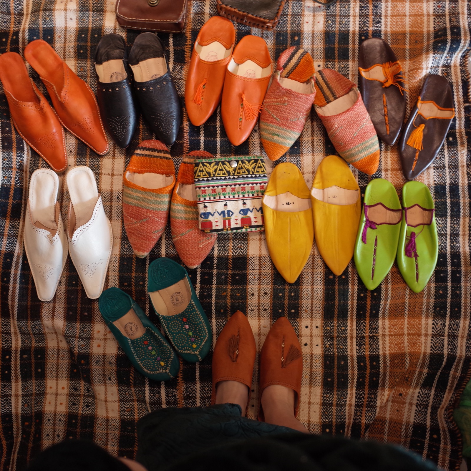 北非摩洛哥旅行柏柏尔人手工牛皮babouche slipper 复古彩色拖鞋